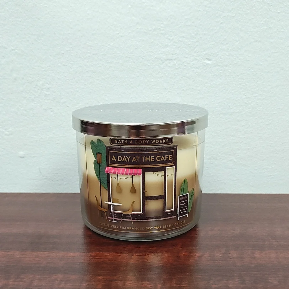 Bath & Body Works A DAY AT THE CAFE Tri-Layer 3-Wick Candle